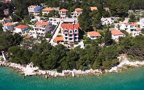 Apartments Vala